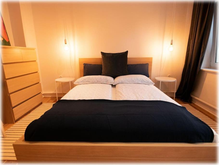 Gemuetlich - 2 Zimmer-Altbau, 24H Check-In 킬 외부 사진